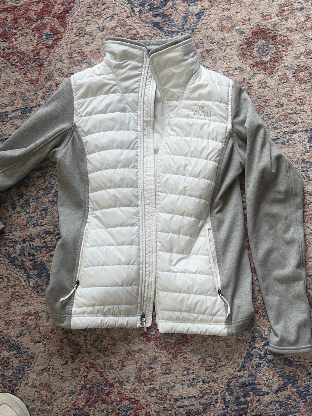 The North Face Women’s White Quilted & Gray Fleece Hybrid Jacket
